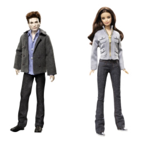 NIB Twilight Bella & Edward Pink Label Mattel 2009 Barbie Dolls - Picture 3 of 8